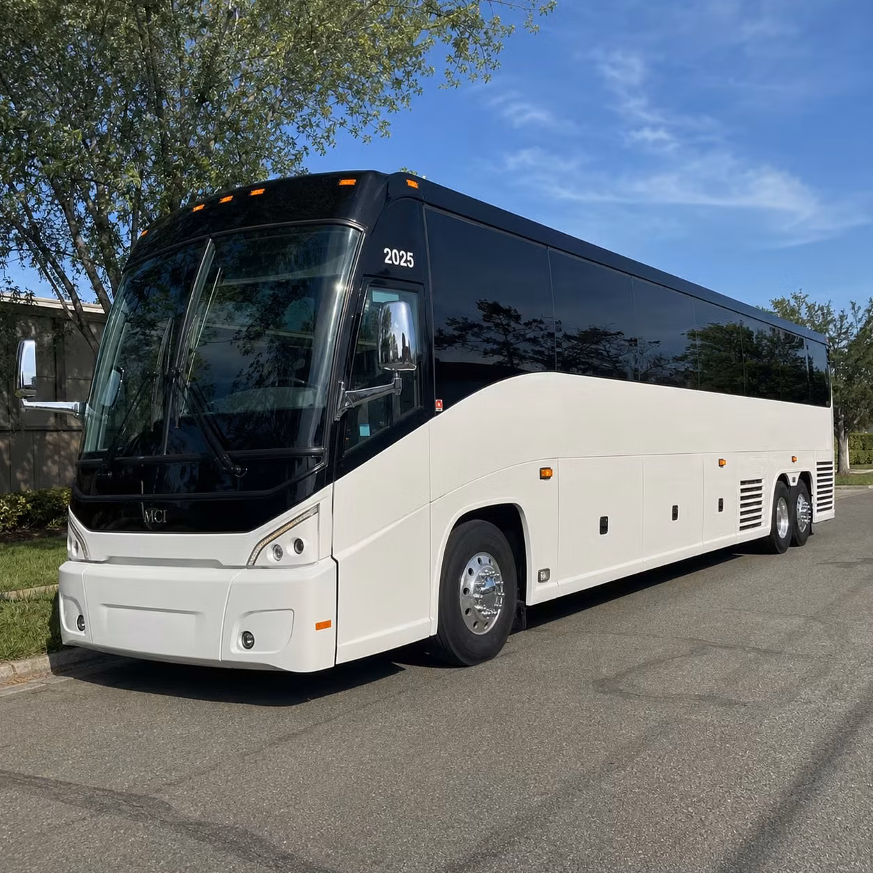 booking a long distance group bus from odessa to new mexico and beyond