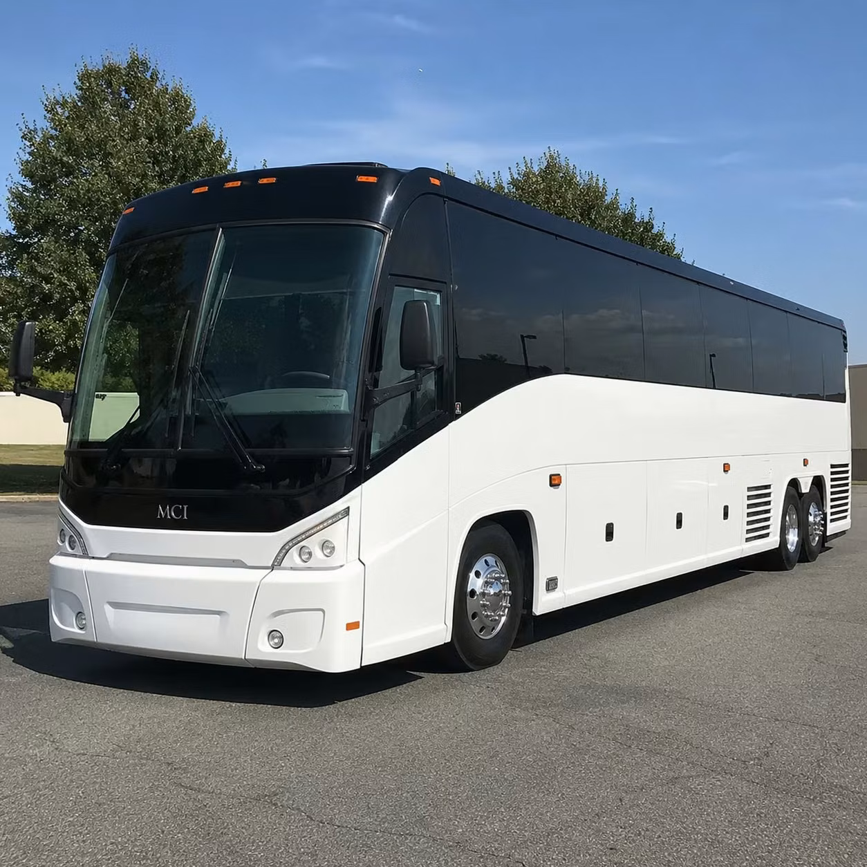 odessa multi day bus rentals for oil and gas crew transportation